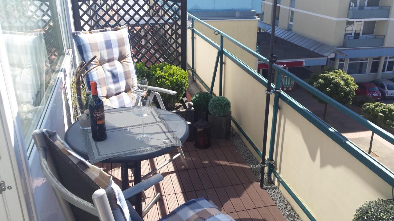 Penthouse Ferienwohnung Auszeit, Gerne Mit Hund, Wlan Inkl. Laboe Bagian luar foto
