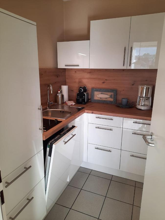 Penthouse Ferienwohnung Auszeit, Gerne Mit Hund, Wlan Inkl. Laboe Bagian luar foto