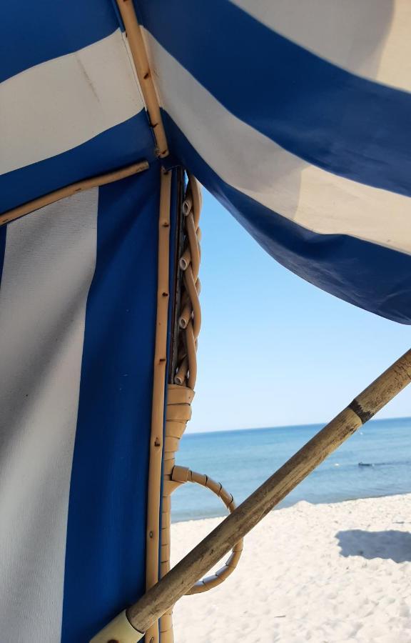 Penthouse Ferienwohnung Auszeit, Gerne Mit Hund, Wlan Inkl. Laboe Bagian luar foto