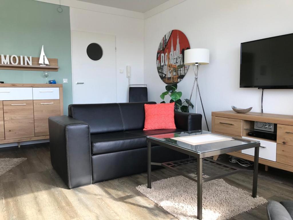 Penthouse Ferienwohnung Auszeit, Gerne Mit Hund, Wlan Inkl. Laboe Bagian luar foto